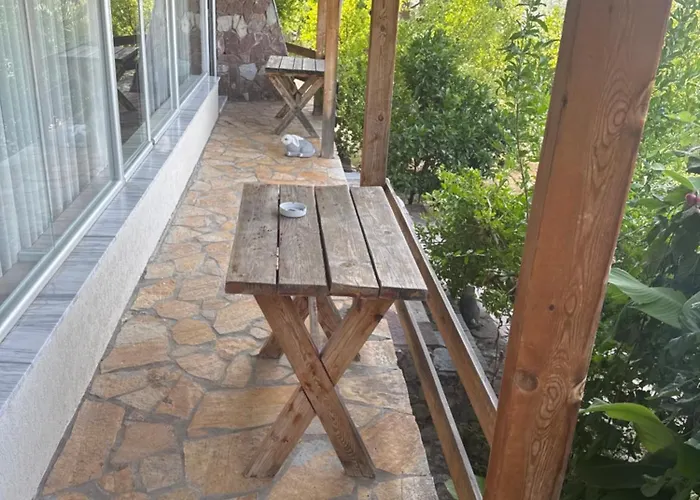 Hylli I Drites * Lezhë